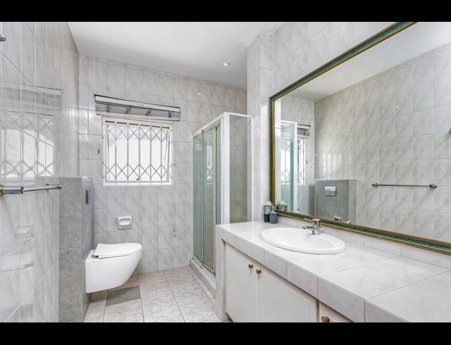 5 BEDROOM FREEHOLD FOR SALE IN MORNINGSIDE